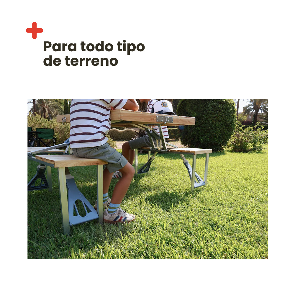 Mesa plegable tipo maleta con sillas plegables de madera
